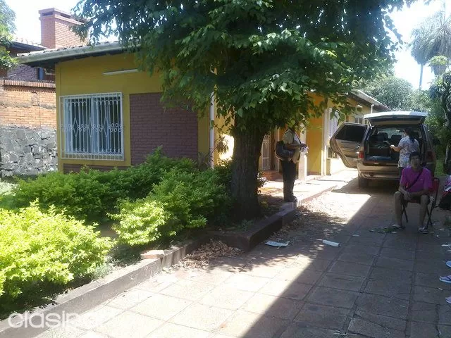 VENDO CASA EN ENCARNACION SOBRE ASFALTADO!!! — foto 2