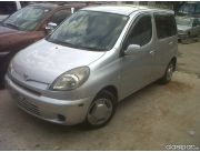 Toyota Funcargo AÑo 2002 Unico 20.000.000 Gs