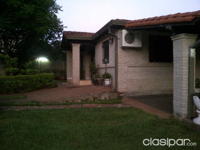 HERMOSA CASA QUINTA EN SAN LORENZO — foto 3