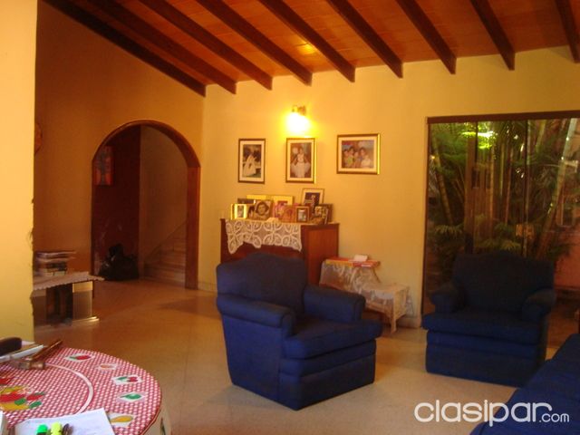 VENDO CASA, IDEAL PARA EMPRESA — foto 3