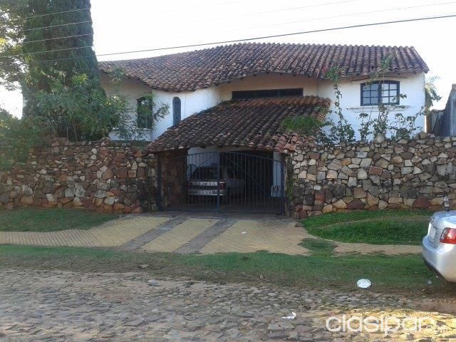 Remato Casa en Palma Loma - Luque - 750 m2 — foto 2