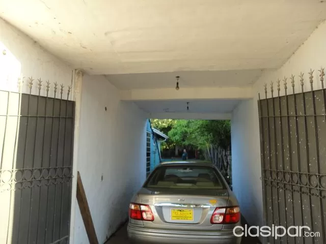 APROVECHE! INMEJORABLE UBICACIÓN! TERRENO EN MARIANO ROQUE ALONSO SOBRE LA RUTA 3 DE 806 m2. — foto 3