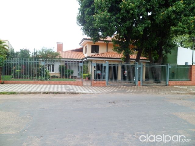 EN VENTA HERMOSA CASA EN BARRIO HERRERA — foto 2