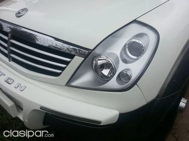 Ssangyong Rexton 2003 — foto 4
