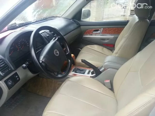 Ssangyong Rexton 2003 — foto 7