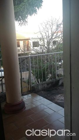 Dpto amoblado, en casa familiar — foto 2