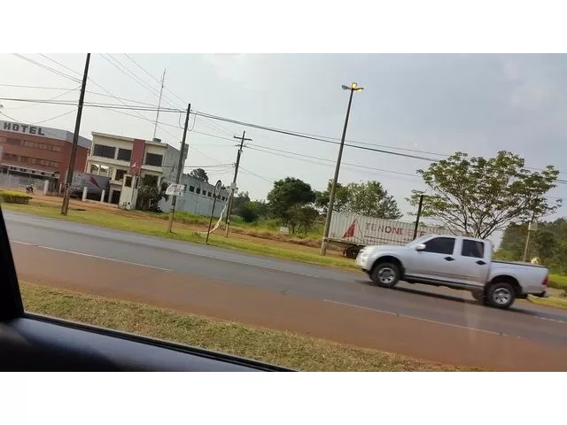IMPORTANTE ESQUINA COMERCIAL!!! EN EL ACCESO A MINGA GUAZU TERRENO DE 1.750 M2 — foto 2