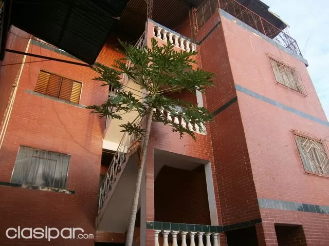 Deposito tinglado con tres pisos con bloque de DepartamentosOficinas — foto 3