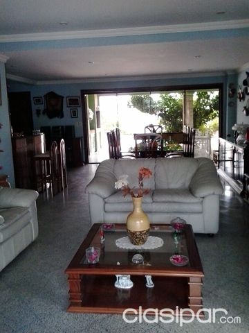 Barrio Nazareth Amplia y Hermosa casa a la venta — foto 2