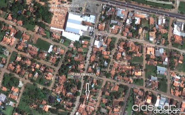 RESIDENCIA EN VILLA ADELA LUQUE — foto 2