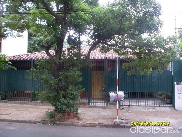 Bº y s NAZARET, A 3 CUADRAS DE EUSEBIO AYALA y 3 de RCA ARGENTINA — foto 3