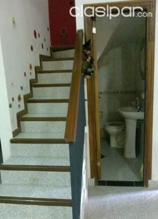 HERMOSO DUPLEX a pasos de Mcal. López y Santa Teresa — foto 2