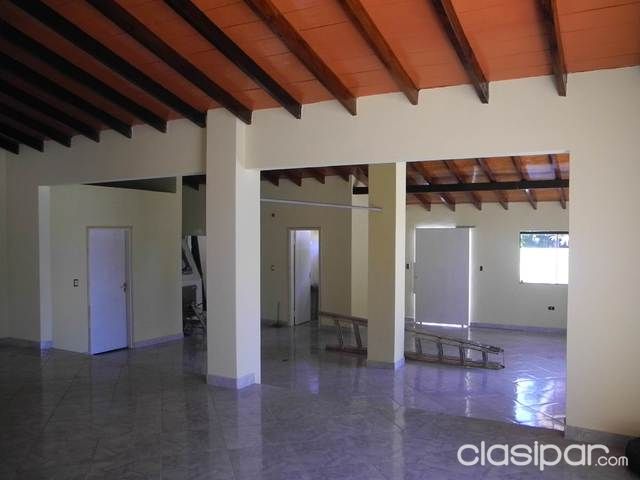 Vendo inmueble en esquina para oficina o salón de eventos — foto 2