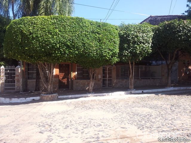 Imperdible Oferta, inmejorable ubicación en Barrio Jara - Asunción, a 4 cuadras de la Avda. Brasilia y a 3 de la Avda. Artigas. — foto 3
