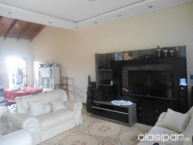 OFERTA VENDO CASA HERMOSA UBICADA EN LA CIUDAD DE PDTE. FRANCO A CUADRAS DE LA AVDA. MONDAY!!! — foto 2