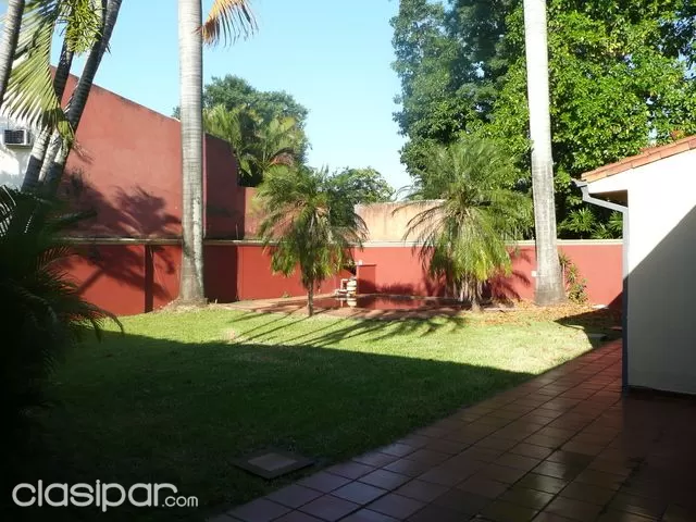 !!IDEAL PARA OFICINA O VIVIENDA IMMEJORABLE UBICACION A MEDIA CUADRA DE FEDERACION RUSA Y UNA CUADRA DE SAN MARTIN — foto 2