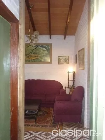 RECIBO TOYOTA COMO PARTE DE PAGO POR ESTA HERMOSA RESIDENCIA TIPO CHALET EN VILLA ELISA. — foto 2