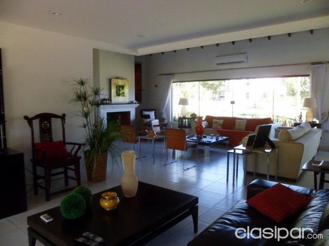 Hermosa casa en barrio cerrado Montesol - Luque — foto 3