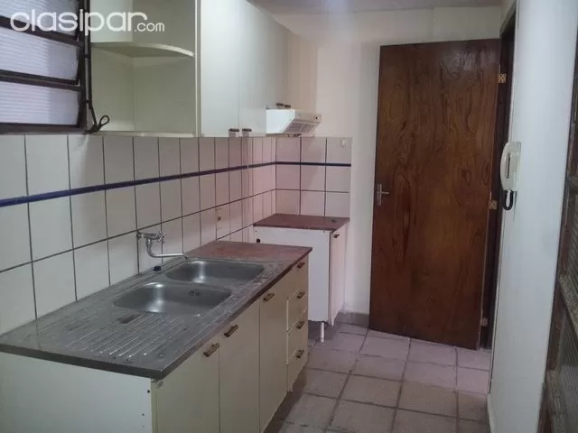 DEPARTAMENTO FERNANDO DE LA MORA EN EDIF. SEGURO — foto 3