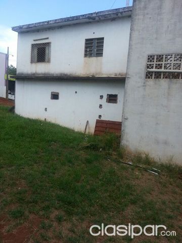 VENDO SALONES COMERCIALES CON VIVIENDA UBIC. EN EL Bº SAN LUCAS. — foto 3