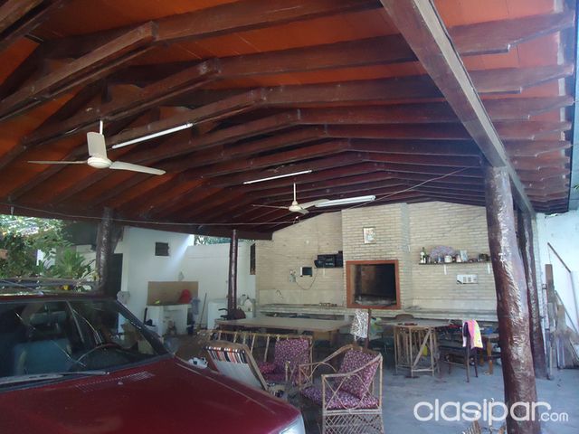 Vendo Hermosa Quinta en Capiata con pileta, cancha y quincho — foto 3