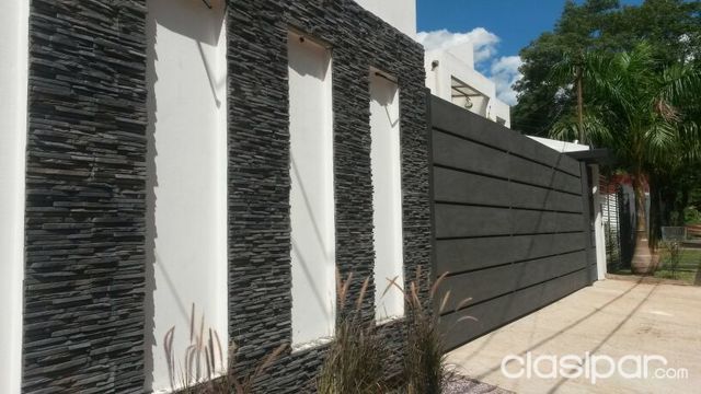 casa a estrenar detras del Banco central casa toda en planta baja — foto 2