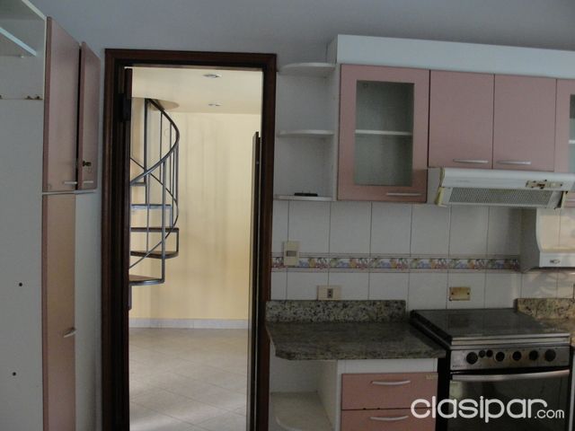 SE VENDE HERMOSA CASA EN ZONA RESIDENCIAL. ¡¡¡ OFERTA!!! — foto 3