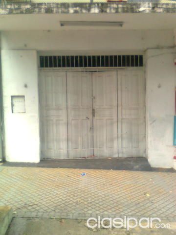 Alquilo Salones zona Mercado 4 — foto 2