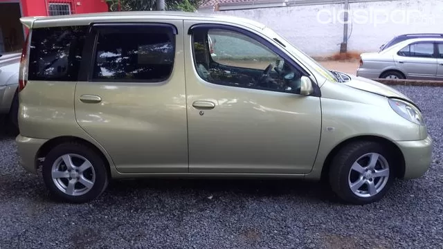 Toyota Funcargo 2001 — foto 7