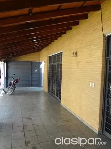 VENDO 2 Dúplex amplios tipo casa zona Super 6 Fndo Norte cpiscina!!! — foto 2