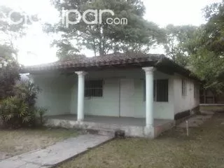 VENDO CASA EN MARIANO ROQUE ALONSO. BARRIO CORUMBA CUÉ (UNIVERSO) — foto 2