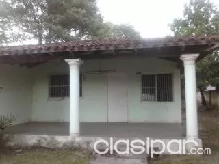 VENDO CASA EN MARIANO ROQUE ALONSO. BARRIO CORUMBA CUÉ (UNIVERSO) — foto 2