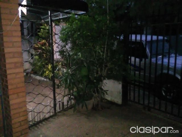 Vendo Casa Fernando De La Mora Zona Norte Proximo A Todo — foto 3