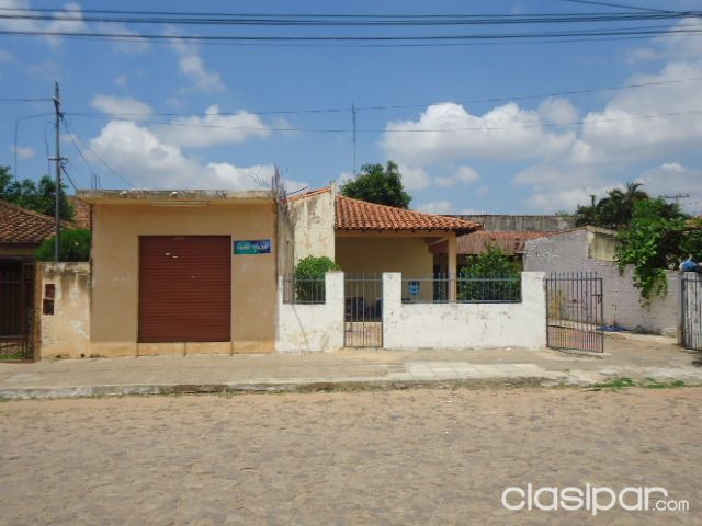VENDO RESIDENCIA EN ATRACTIVA ZONA COMERCIAL!! — foto 3