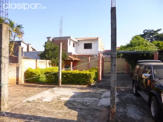 VENDO PROPIEDAD EN CENTRO DE LUQUE — foto 2