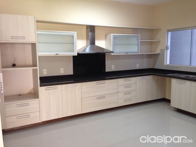 Vendo hermosa casa en Asunción barrio residencial — foto 2