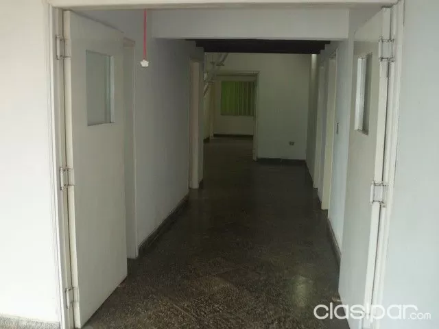 SOBRE RUTA ASFALTADA EN CAACUPEMI AREGUA VENDO CASA CON TERRENO DE 21 X 30 — foto 2