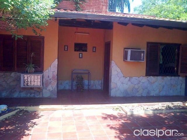 CASA EN FERNANDO DE LA MORA ZONA NORTE. — foto 3