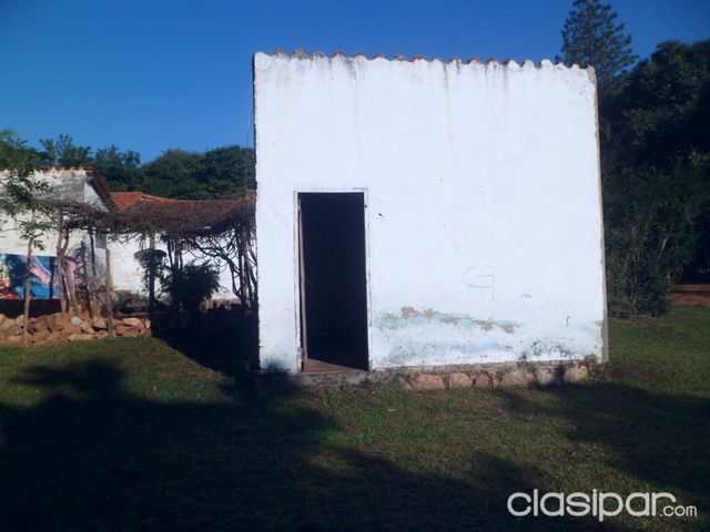 VENDO TERRENO ENTRE LIMPIO Y LUQUE A OCHO CUADRAS DEL ASFALTO A 40.000.000GS — foto 2