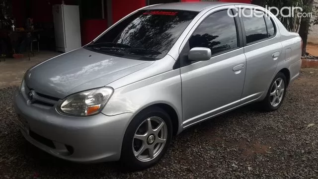 Toyota Platz 2003 - foto 2