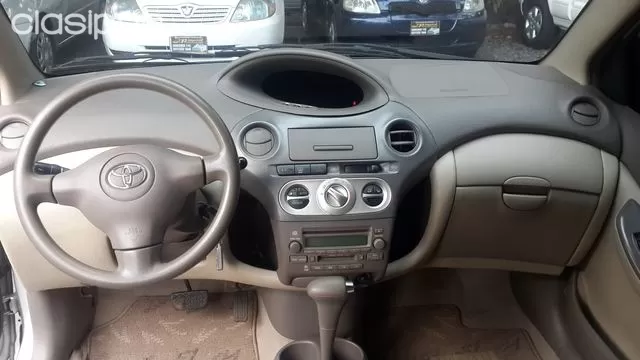 Toyota Platz 2003 - foto 8
