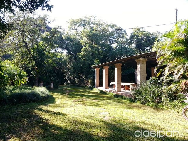 VENDO EN LUQUE HERMOSA PROPIEDAD — foto 2