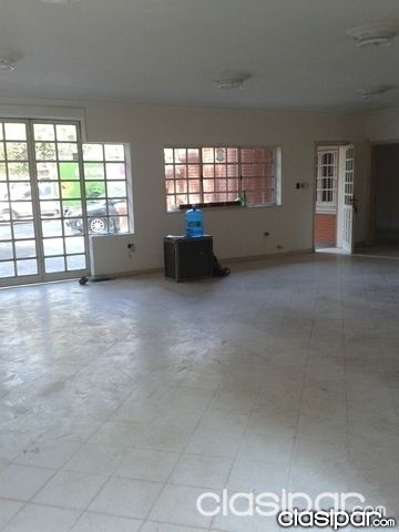 Gran Residencia para oficina de 60 funcionarios a mas! Sobre espanha casi Gral Santos. 16.000.000 gs — foto 2