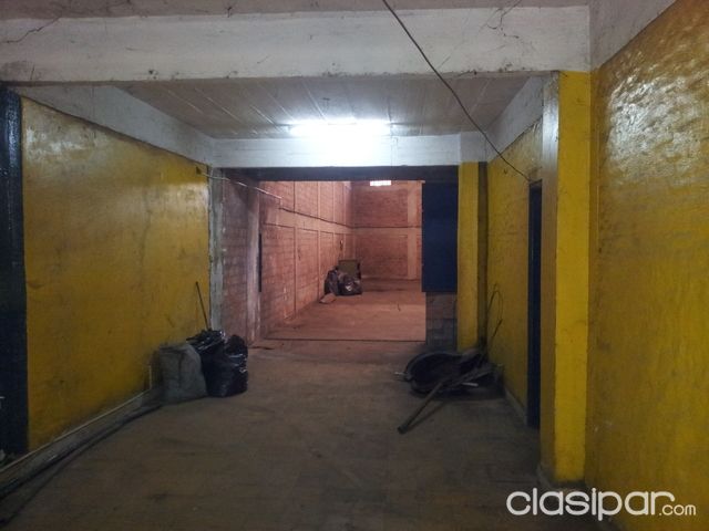 Alquilo o vendo Salon con deposito sobre ruta 2 km 15.5 con deposito San Lorenzo con estacionamiento — foto 2