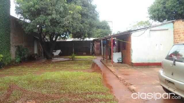 VENDO CASA UBICADA EN PDTE. FRANCO A CUADRAS DE LA ESTACIÓN DE SERVICIO WILLY!!! — foto 2
