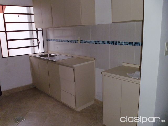 VENDO AMPLIO DUPLEX ZONA CIT — foto 3