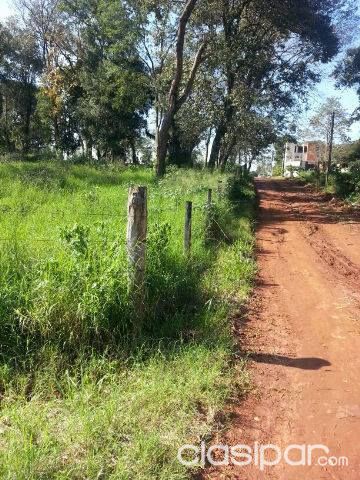 VENDO TERRENO UBICADO EN EL Bº SANTO TOMAS! A 3 CUADRAS DE LA SUPERCARRETERA, ESQUINA — foto 3
