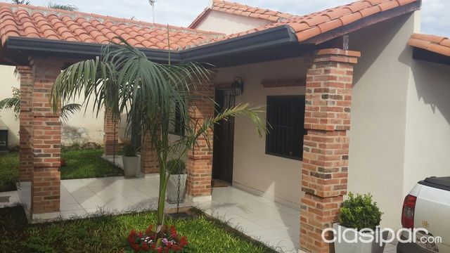 Vendo Casa en Mariano Roque Alonso con Piscina. Barrio San Jorge — foto 3