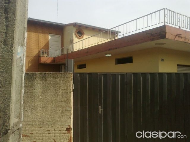 Casa con salon Comercial en Avda. Brasilia!!! — foto 3