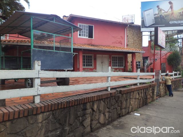 CASA SOBRE MARISCAL LOPEZ — foto 2